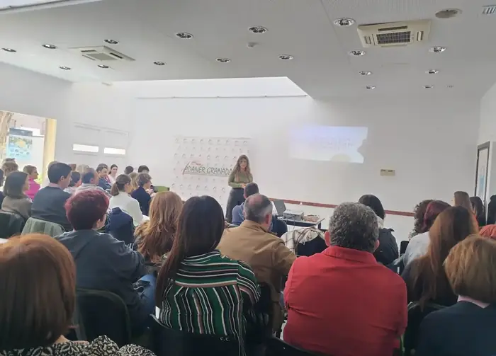 Escuela de familias y cursos formativos
