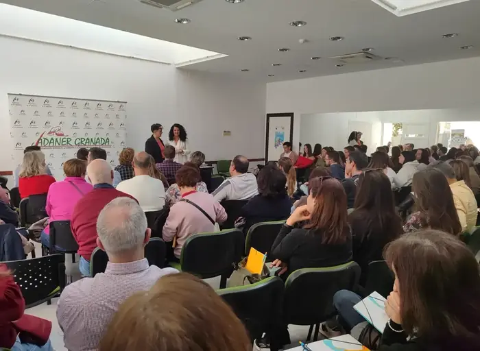 Escuela de familias y cursos formativos