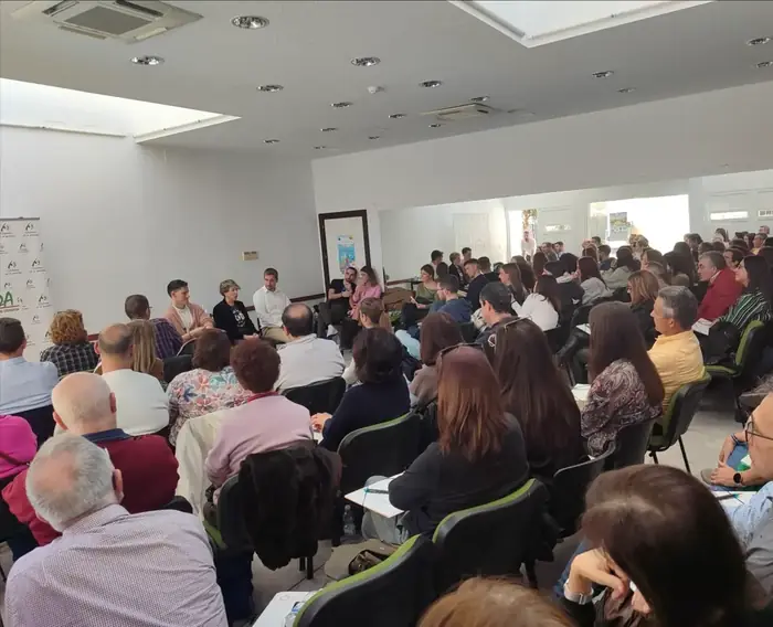 Escuela de familias y cursos formativos