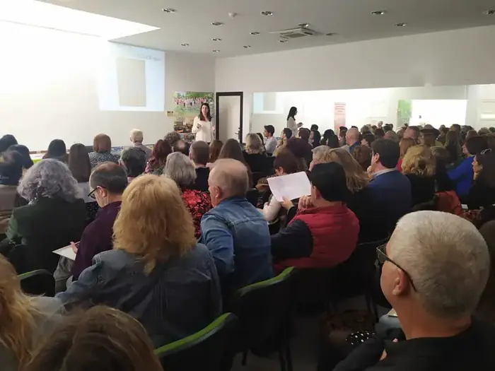 Escuela de familias y cursos formativos